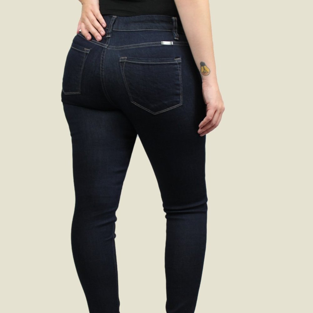 High Rise Dark Wash Skinny Jeans
